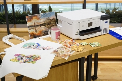 EPSON SureColor SC-F100 A4 desktop printer for sublimation